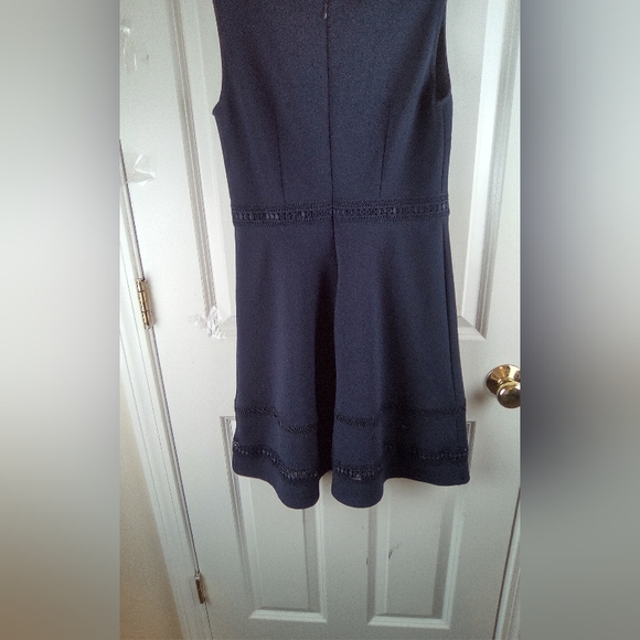 H&M DRESS - Picture 3 of 6